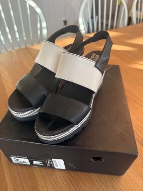 Sorel Black and White Wedge Sandals